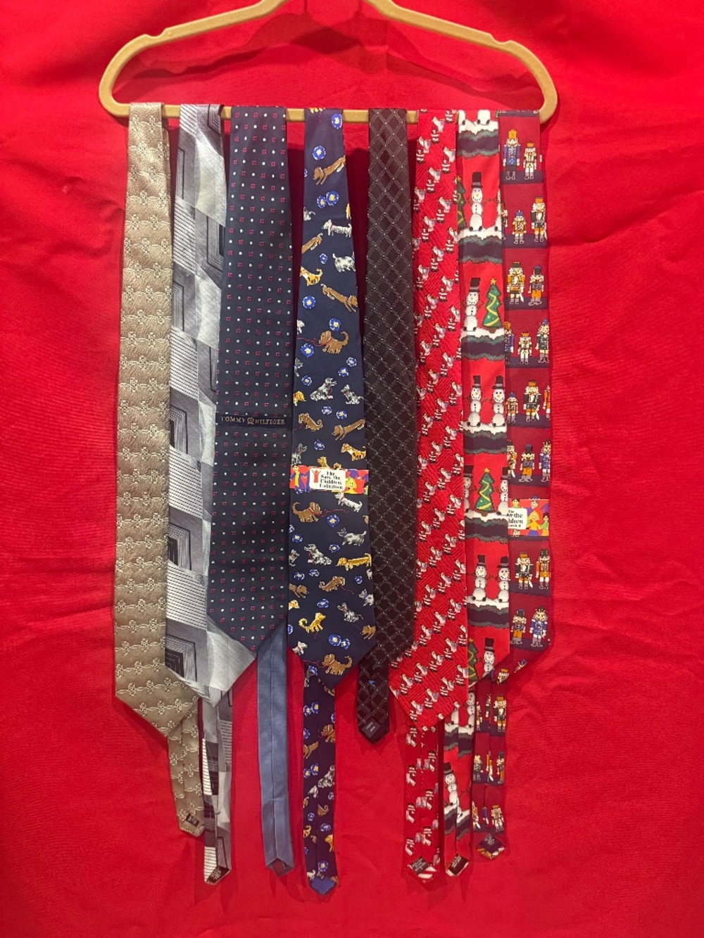 SET OF 8 SILK TIES